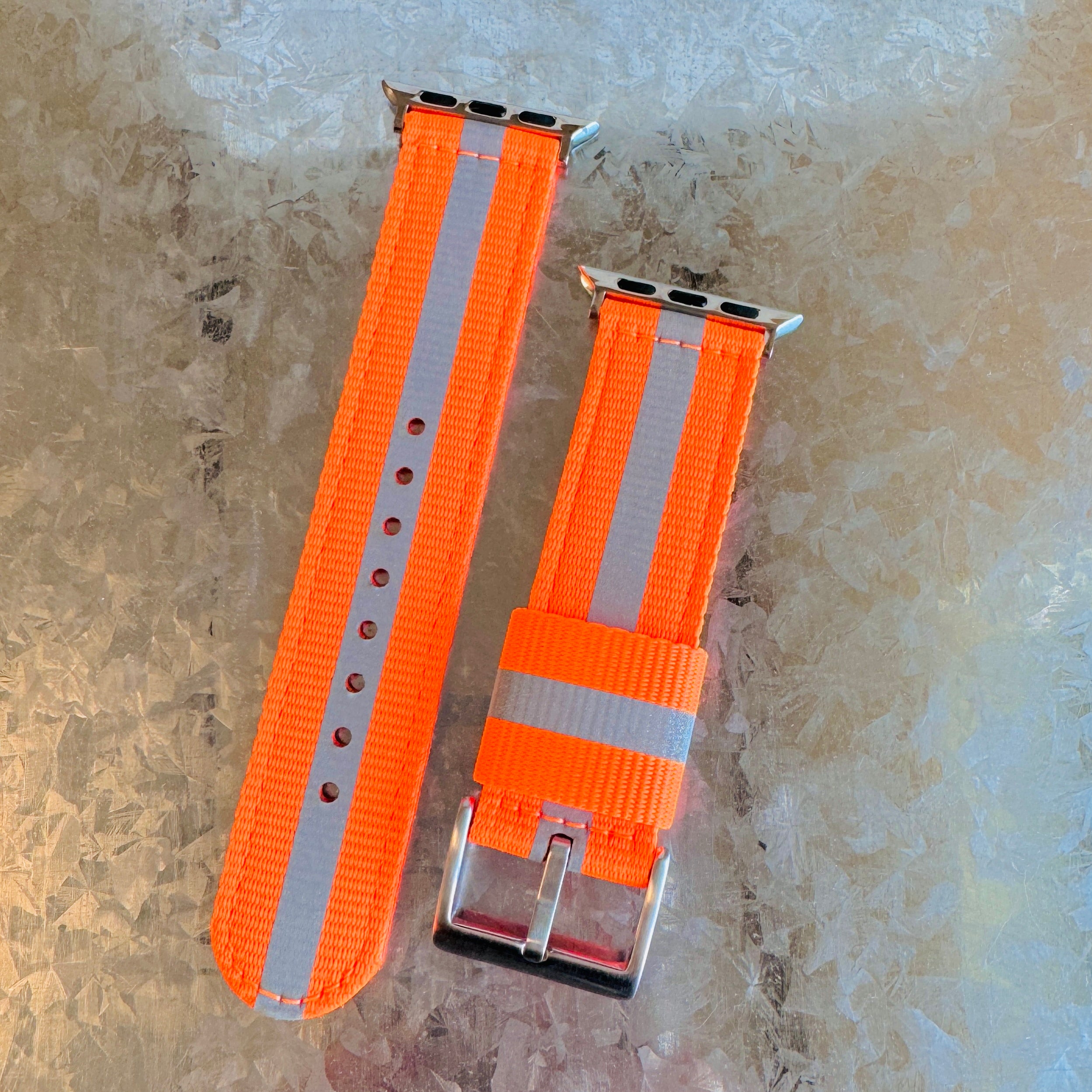 Apple watch reflective online band