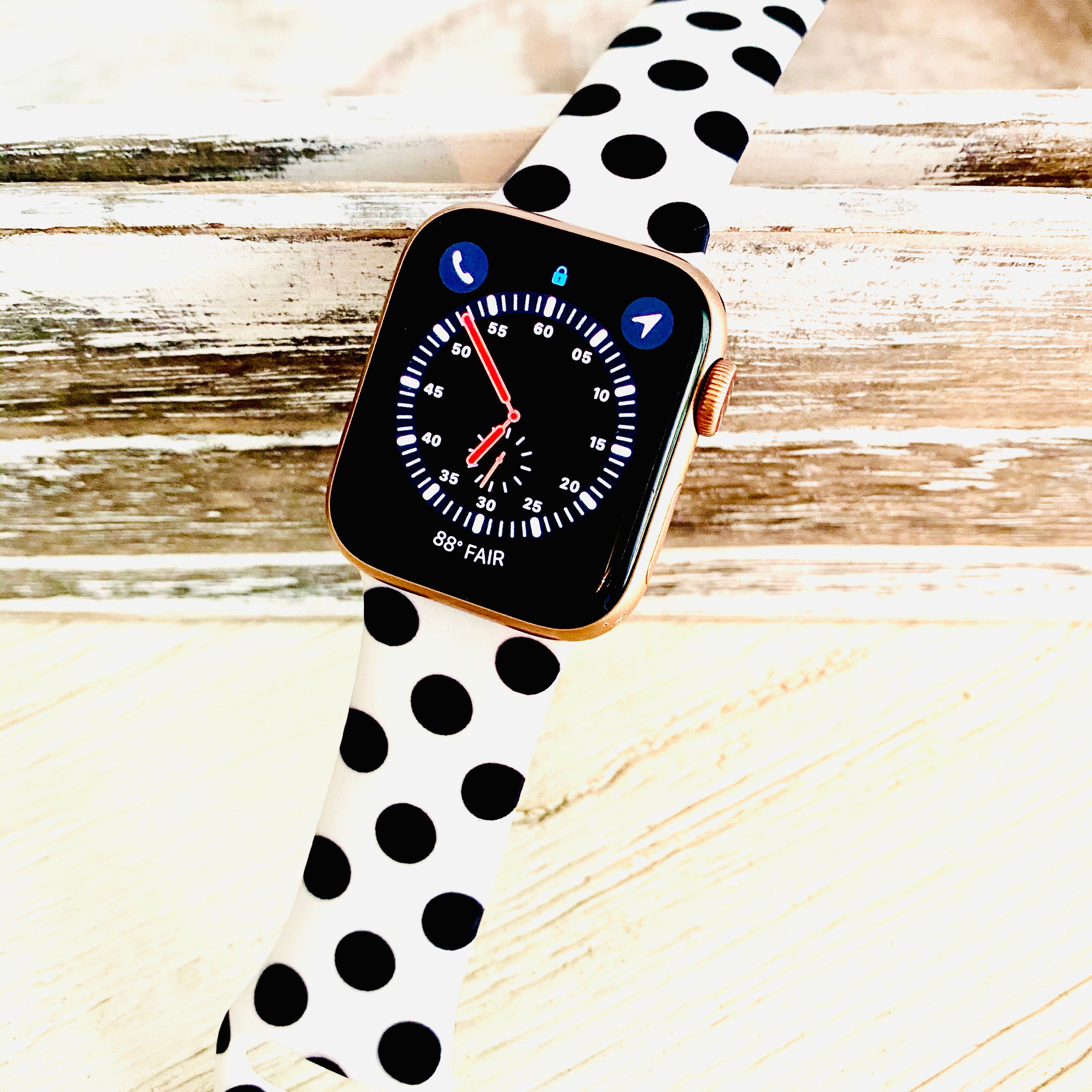 Polka dot apple watch band store